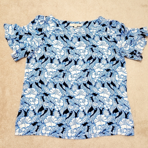 LOFT Floral Flutter Sleeve Blouse Top Woman's Size Medium - Picture 5 of 9